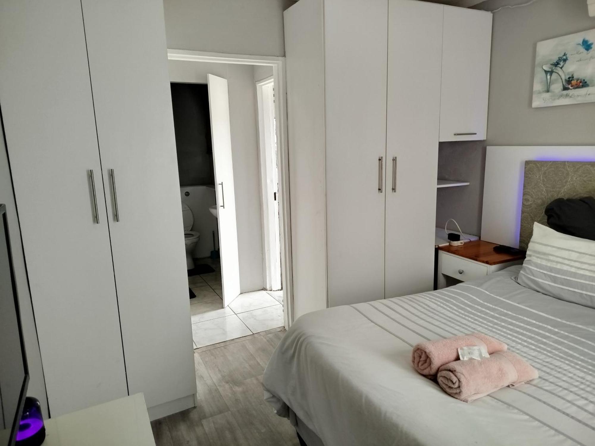 High View Accommodation East London Zewnętrze zdjęcie